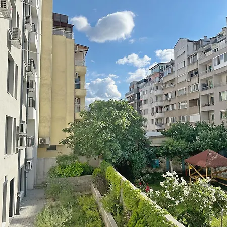 Ambiance 1 Bdr Brand New Fast Wi-fi Apartman *